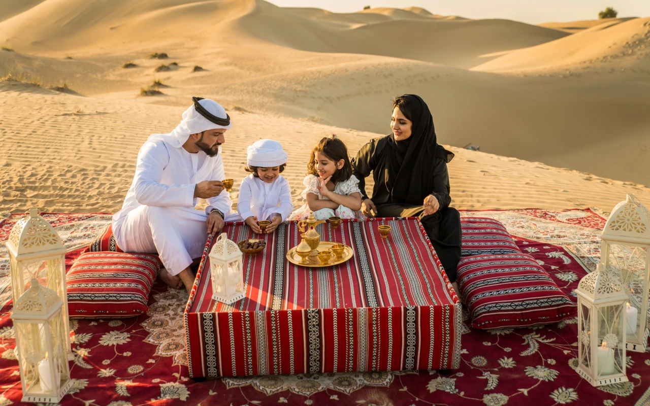Explore the Dubai Desert: A Majestic Arabian Landscape