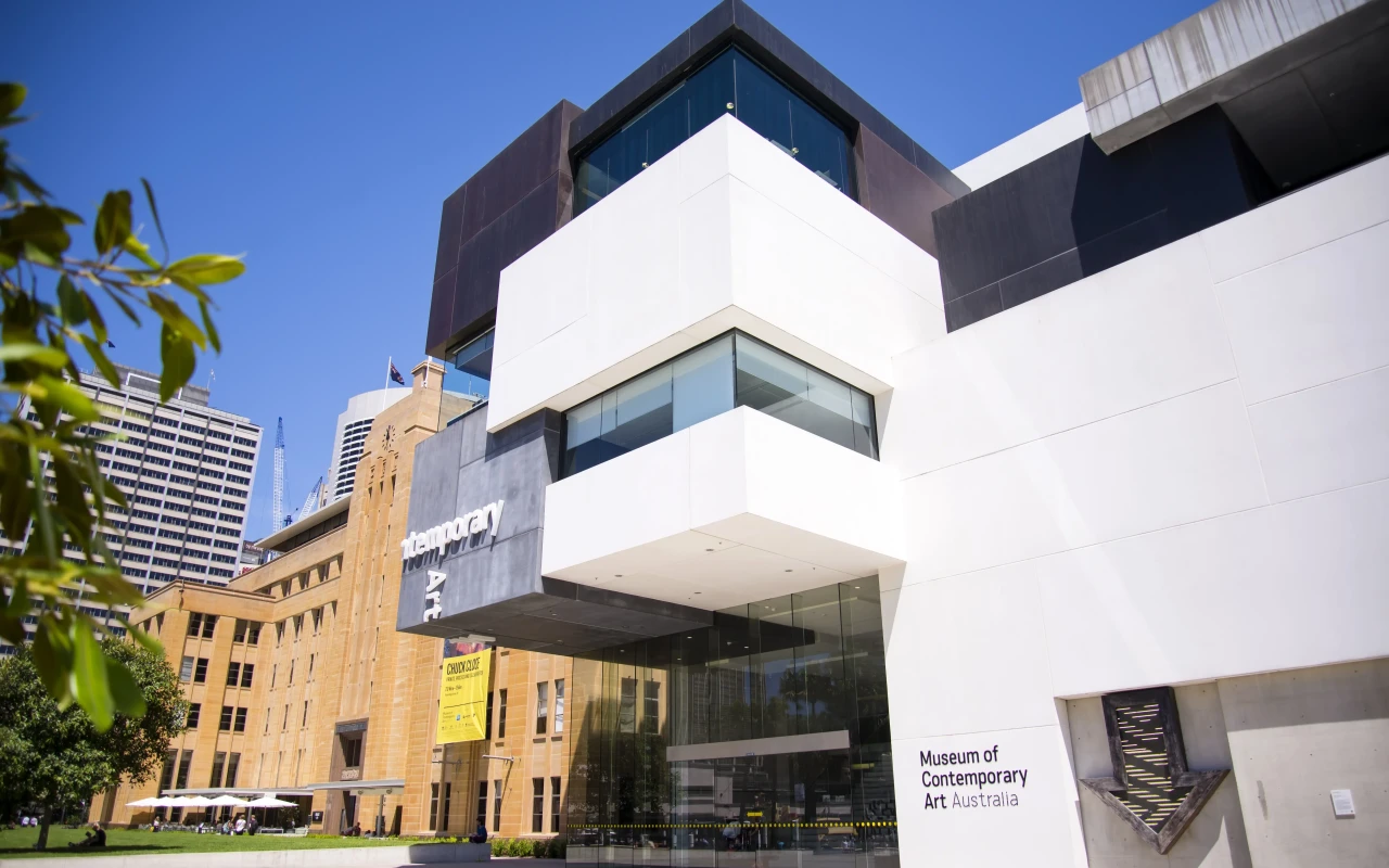 Visit the Museum of Contemporary Art: Explore Modern Art in Sydney
