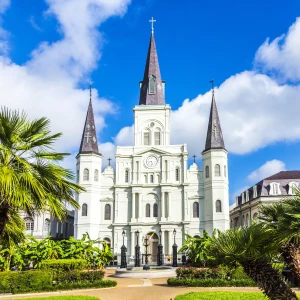 Visit the St. Louis Cathedral: Discover New Orleans