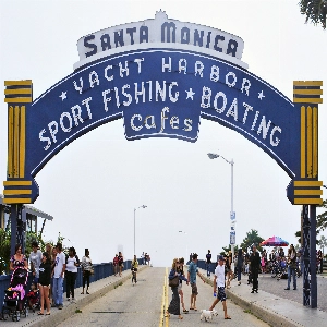Iconic Leisure and Entertainment at the Santa Monica Pier